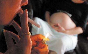 婦女被動吸煙可造成不孕流產(chǎn) 擺脫二手煙危害需做好4點