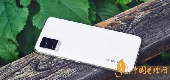 vivoy70s和vivos7哪個(gè)好？vivoy70s和vivos7兩款手機(jī)參數(shù)對(duì)比